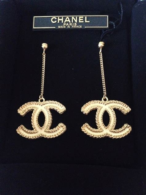 chanel earrings cc logo price